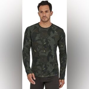 Patagonia Mens Green Camo Capilene Midweight Crew Neck size 3XL